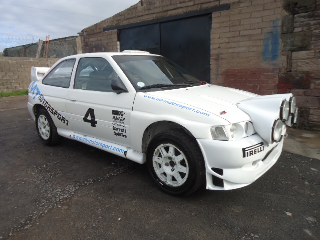 Escort Cosworth WRC LHD Fully Active (Breaking) Escort Cosworth WRC LHD Fully Active (Breaking)